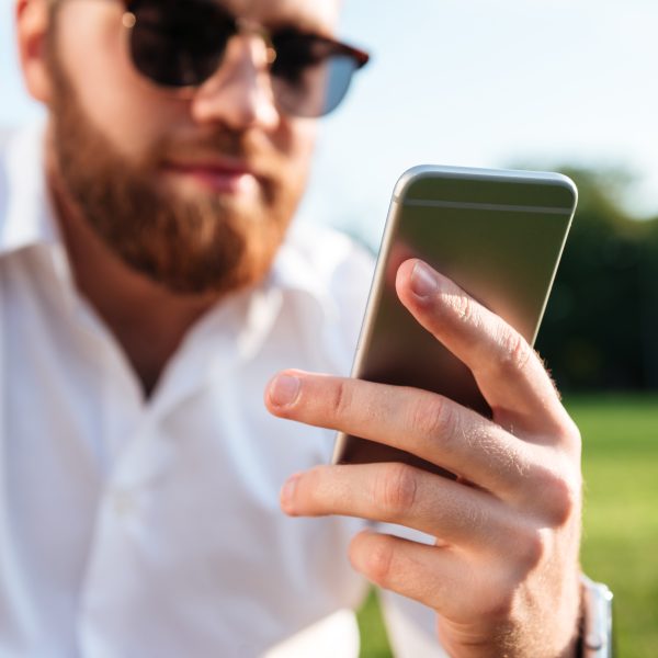 Статистический анализ совершения покупок в Instagram*